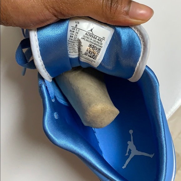 Air Jordan 1 Low UNC (SOLD) - Picture 4 of 8